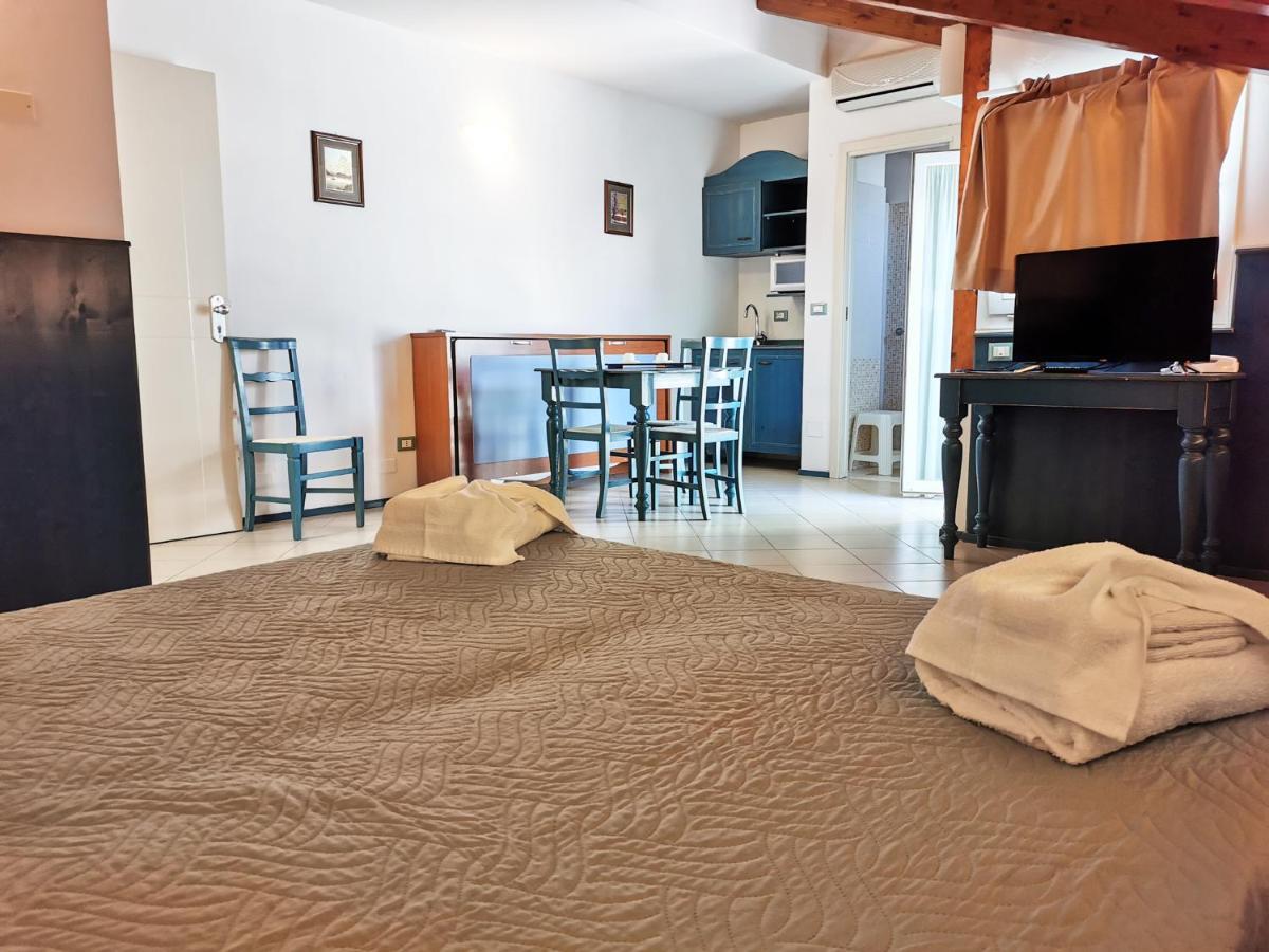Hotel La Plage Cattolica Dış mekan fotoğraf