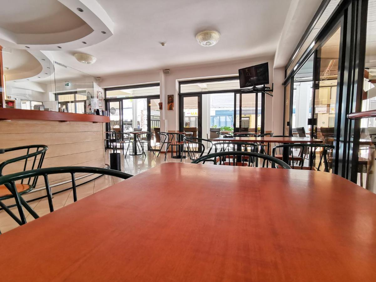 Hotel La Plage Cattolica Dış mekan fotoğraf